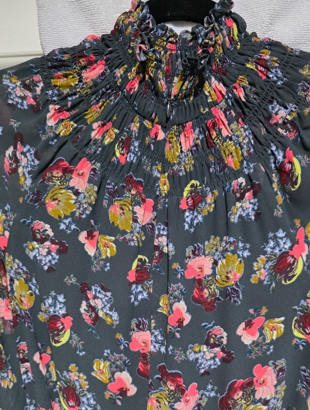 cinq a sept Black Floral Smocked Neck Long Sleeve Dress - Picture 3 of 8